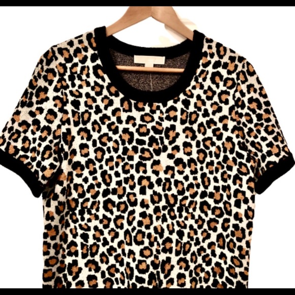 NWT Michael kors Short Sleeve Sweater - Picture 5 of 7